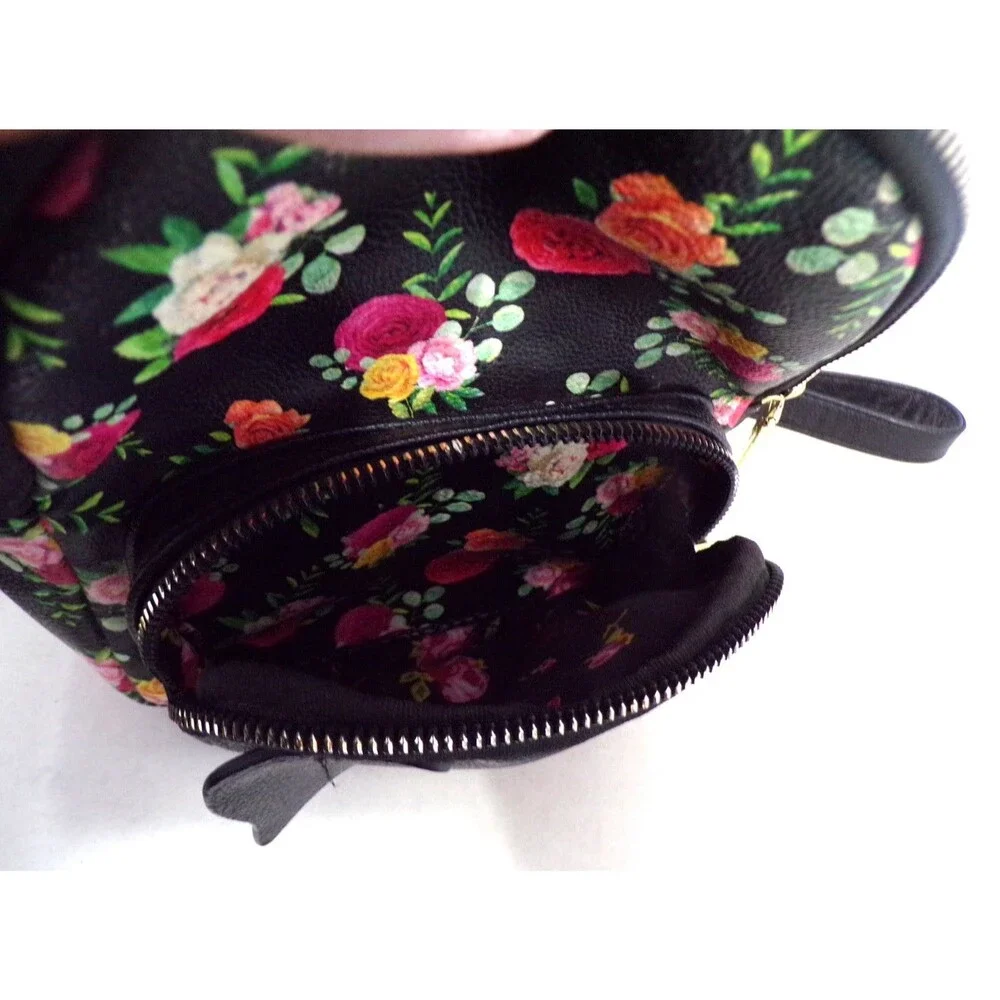 Betsey Johnson Girls Dog Face Mini Backpack Purse Black w/Roses Gold Heart Acct